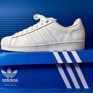 Adidas shell toe